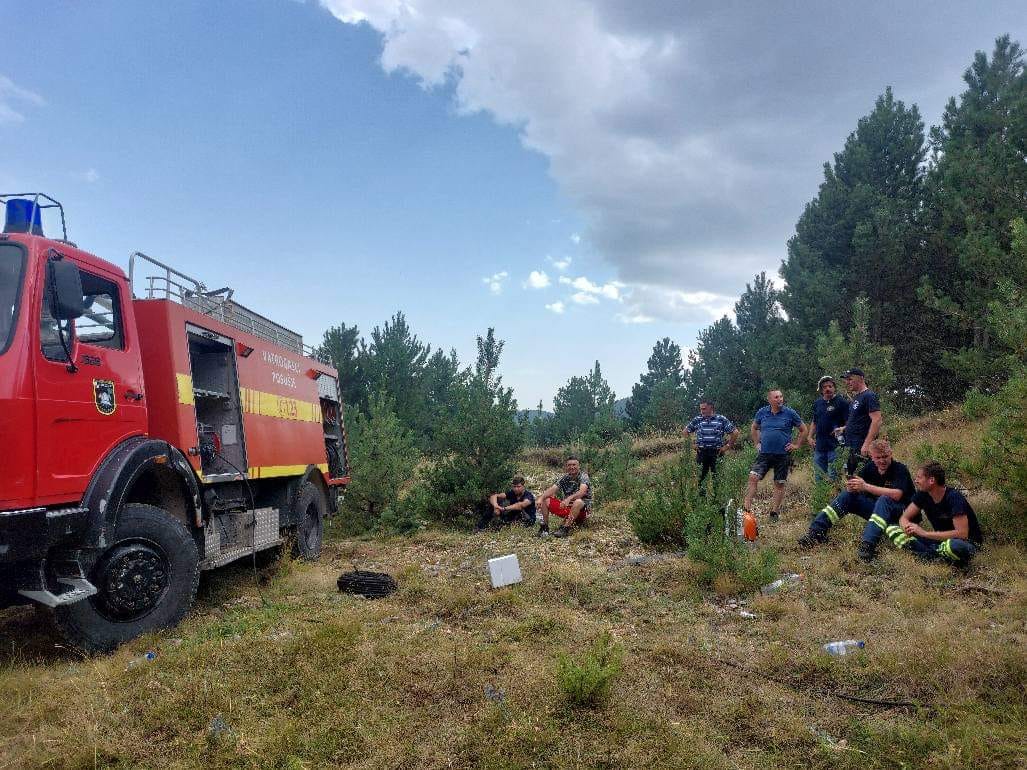 Izgorjelo 545 hektara: Pod nadzorom požar u Rakitnu