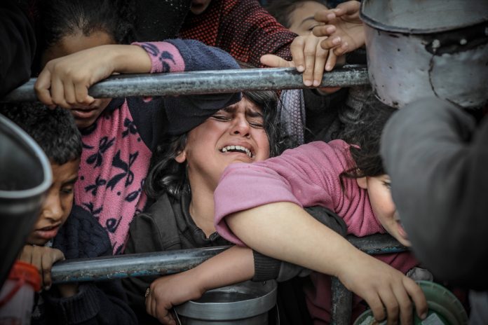 Izrael pucao po gladnima: Šestero Palestinaca ubijeno čekajući humanitarnu pomoć