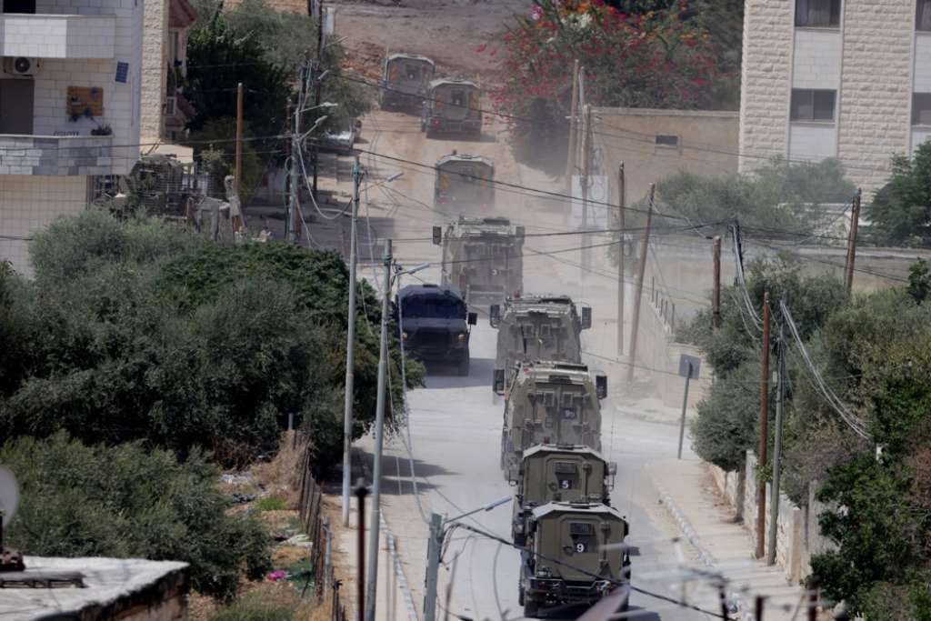 Izraelska vojska upala u Hebron, zatvorila Ibrahimi džamiju