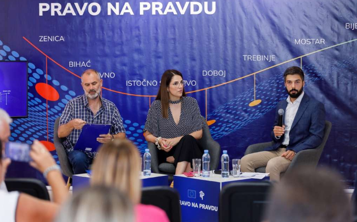 Javna debata 'Pravo na pravdu' održana u Trebinju