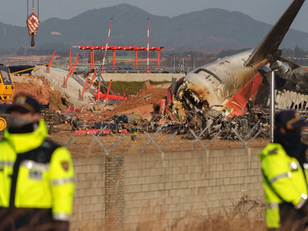 Južna Koreja uklanja betonski nasip uz aerodromsku pistu nakon nesreće