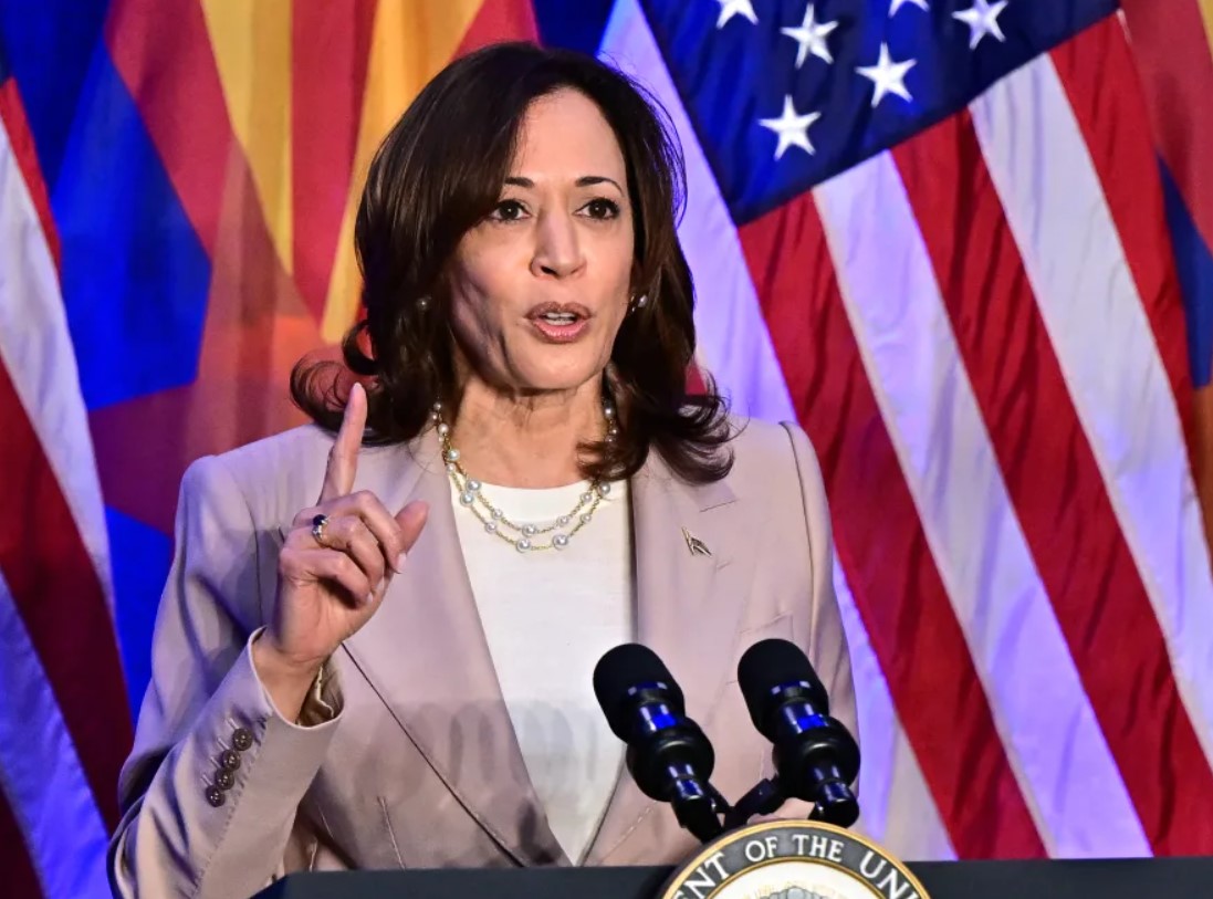 Kamala Harris prikupila 200 miliona dolara u prvoj sedmici kampanje