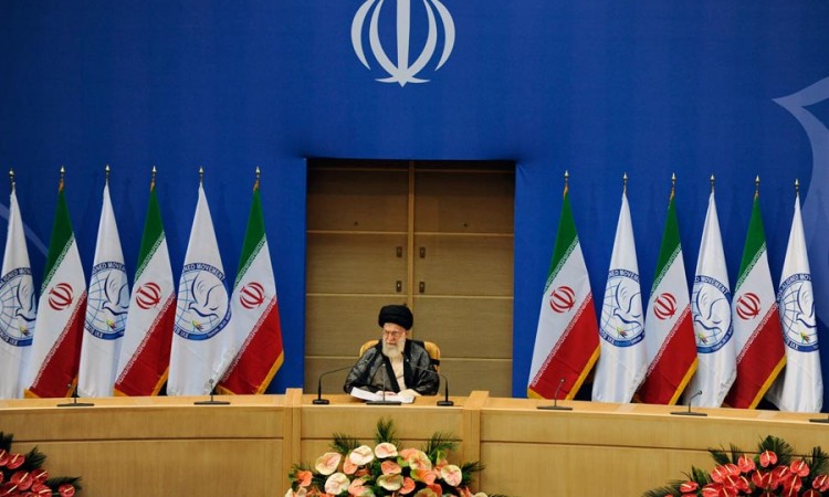 Khamenei: Borba protiv pandemije 'urgentni' prioritet