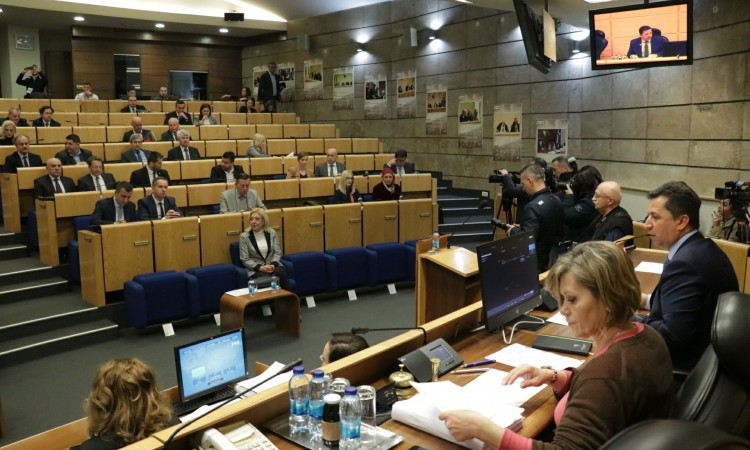 Parlament FBiH ne prihvata poziv NSRS u vezi 'granične linije'