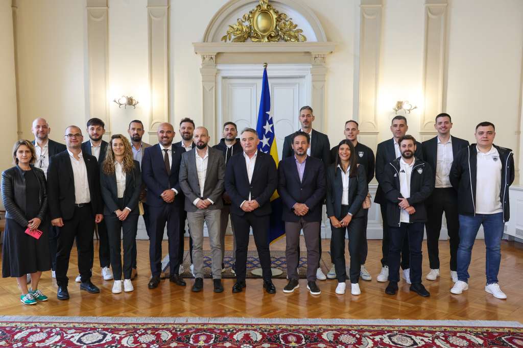 Komšić ugostio delegaciju Košarkaškog kluba 'Dubai Basketball Club'