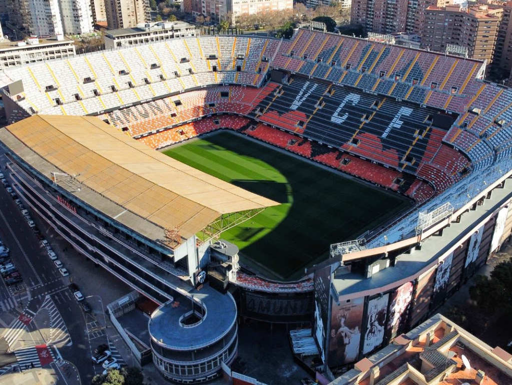 Kultni španski stadion pretvoren u centar za prikupljanje pomoći žrtvama poplava