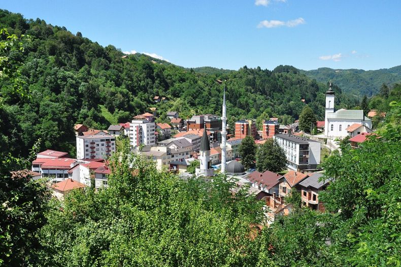 Lažne dojave o bombama u dvije srebreničke škole