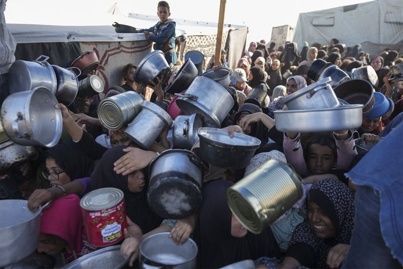 Macron traži hitnu i obilnu humanitarnu pomoć za Gazu