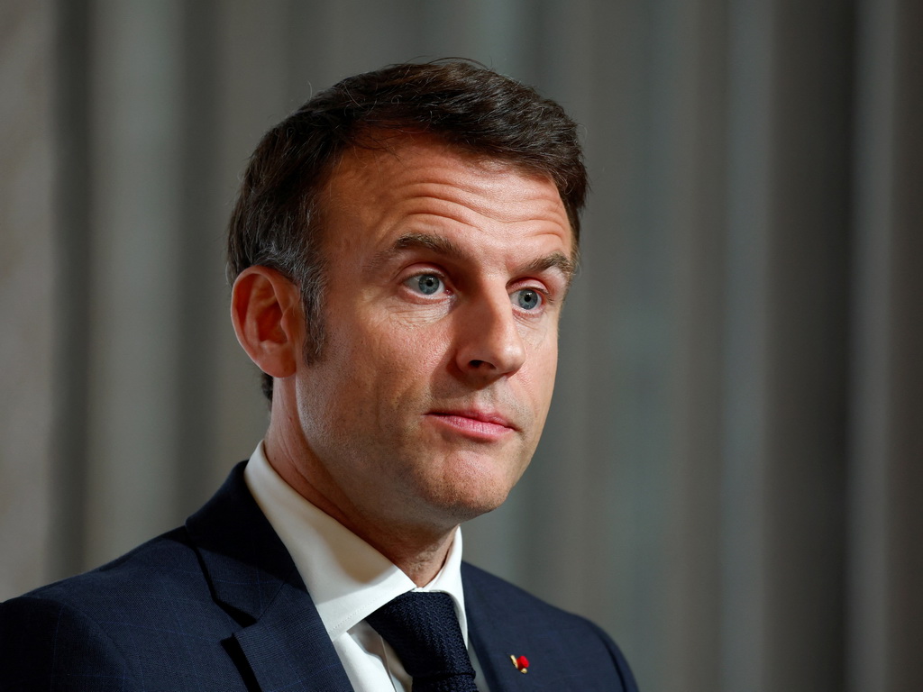 Macron: Uložit ćemo 109 milijardi eura u umjetnu inteligenciju u Francuskoj