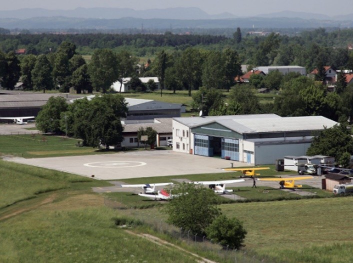 Manji avion se srušio kraj Zagreba, u potragu uključeni i dronovi