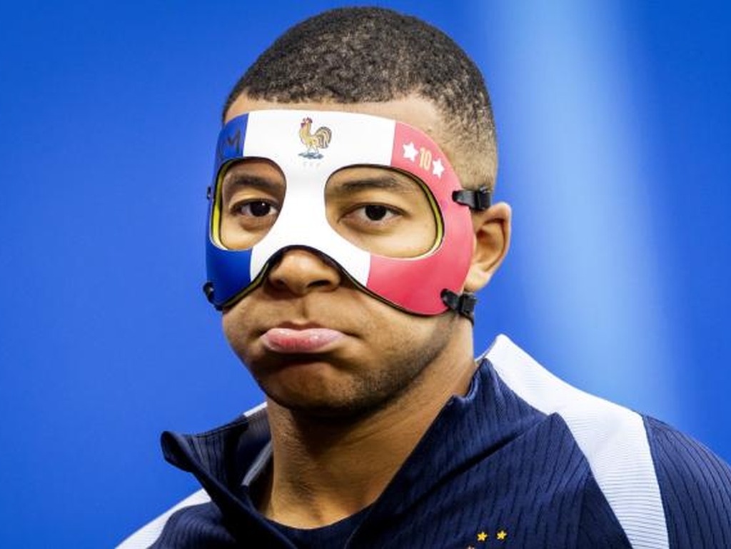 Mbappe se požalio: Nisam znao da je ovako užasno igrati sa maskom