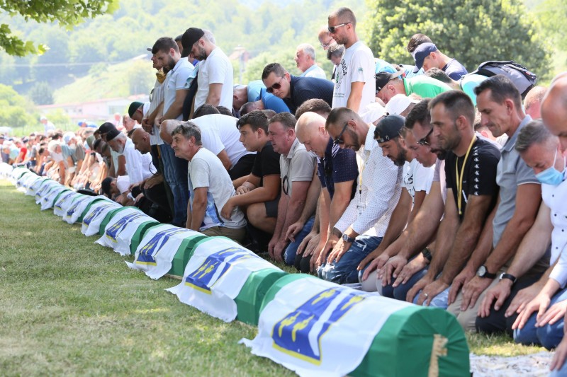 MC Auschwitz odao počast žrtvama genocida u Srebrenici