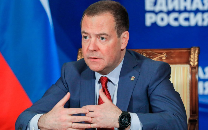 Medvedev: Dva načina za rješenje, jedan je treći svjetski rat