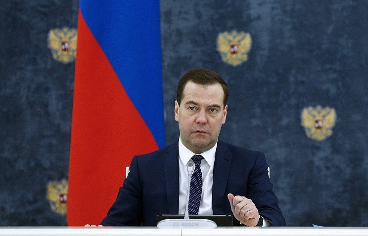 Medvedev prijeti ratom protiv NATO-a zbog slanja mirovnih snaga u Ukrajinu