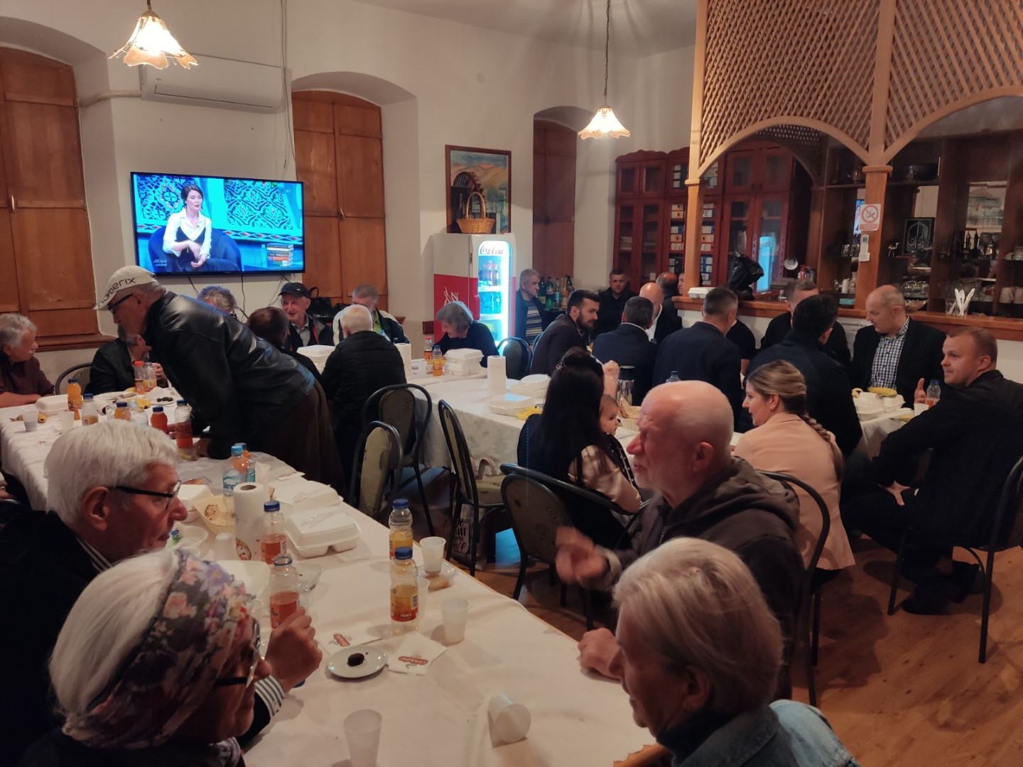 Merhamet Mostar organizirao iftar sa povratnicima u Trebinju