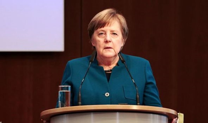 Merkel: Većina ljudi zarazit će se koronavirusom, cilj je usporiti širenje