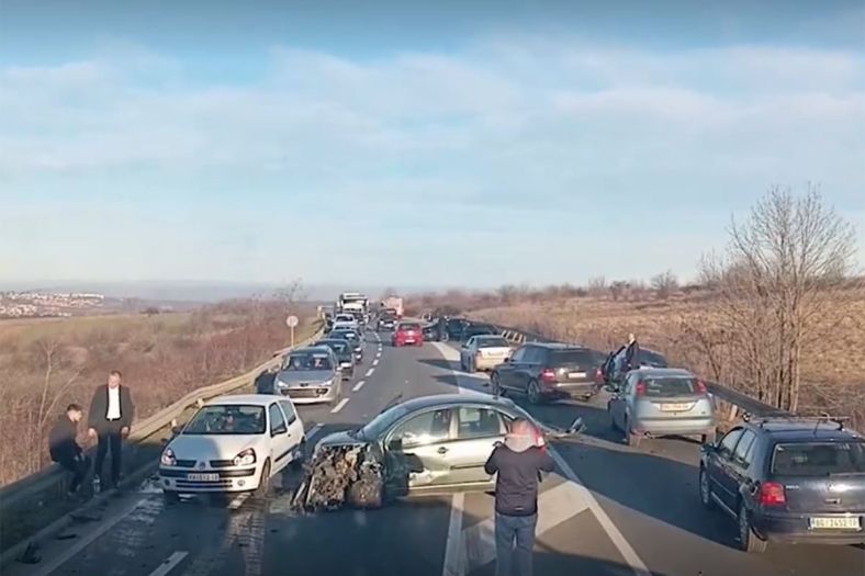 Ministar odbrane Srbije doživio saobraćajnu nesreću