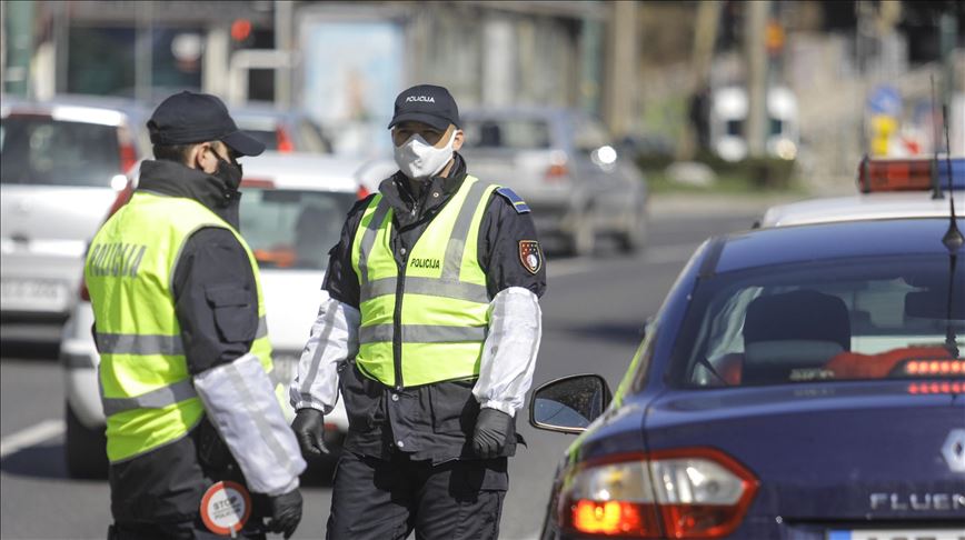 MUP KS: Apel građanima da obavezno nose zaštitne maske