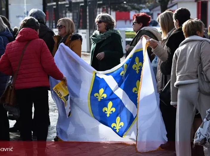 MUP RS u Banjaluci maltretirao penzionerke iz Bugojna zbog zastave sa ljiljanima