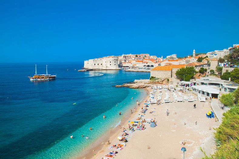 Muškarac na plaži u Dubrovniku pokazivao spolni organ ženama i djeci