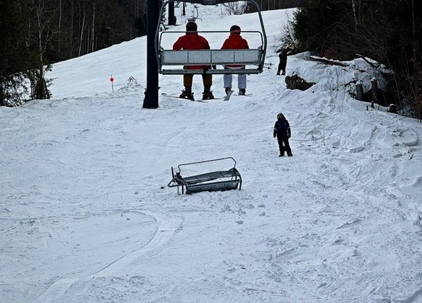 Muškarac pao sa žičare na američkom skijalištu