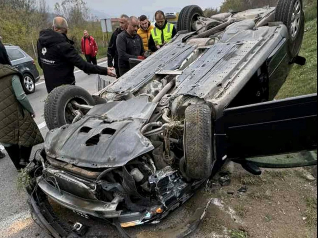 Muškarac poginuo u prevrtanju automobila kod Zenice