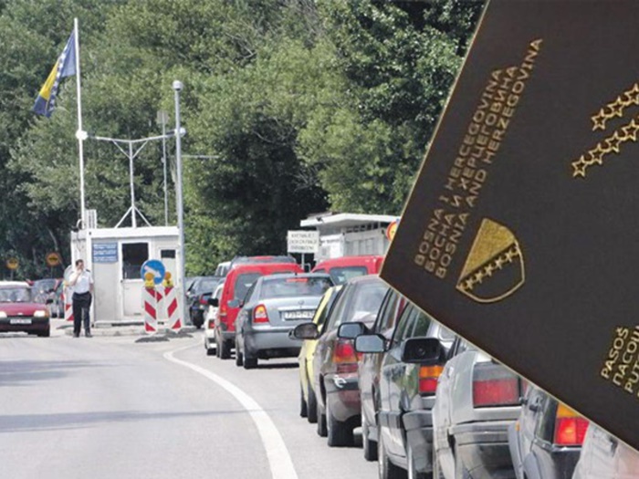 Na Graničnim Prelazima Izačić I Velika Kladuša Pojačana Frenkvencija Vozila