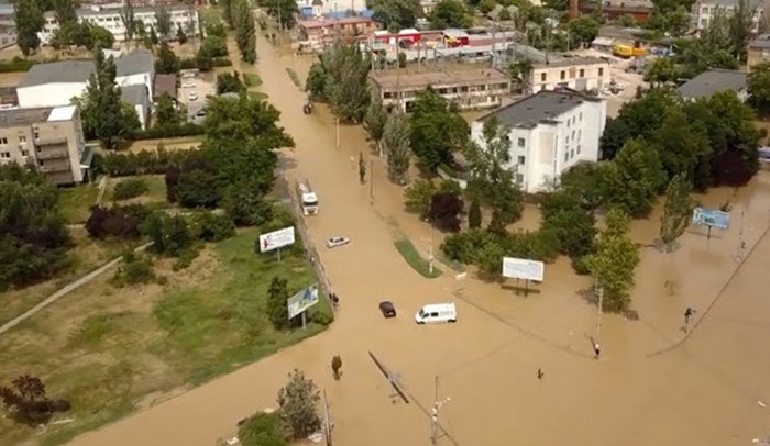 Na Krimu zbog poplava evakuisano oko 1.800 ljudi