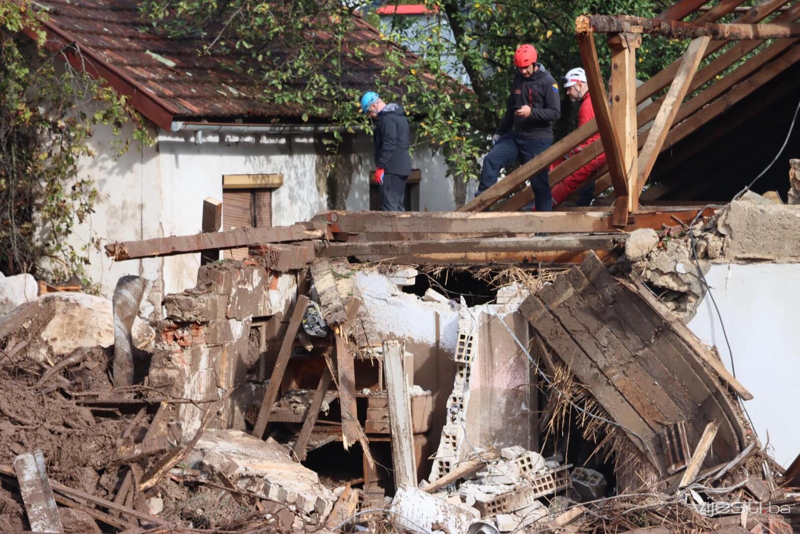 Na području Jablanice i Konjica još uvijek se traga za između 10 i 15 osoba