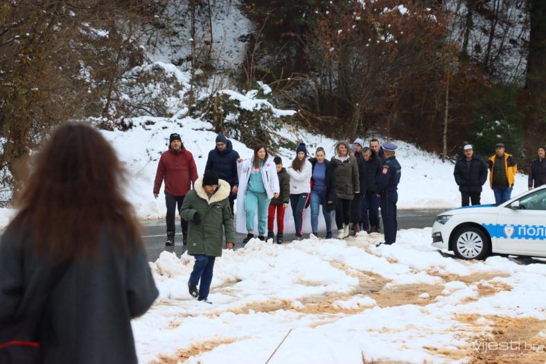 Na Širokači pukotine i dalje predstavljaju opasnost