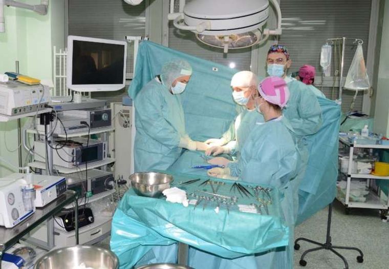 Na UKC-u Tuzla uspješno urađene transplantacije bubrega i rožnica