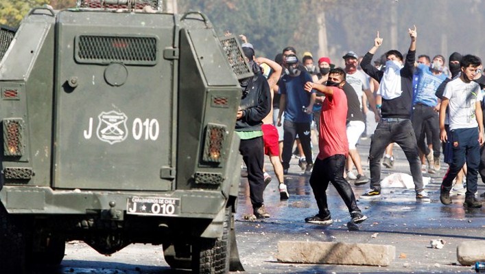 Nasilni protesti u Čileu zbog nedostatka hrane u vrijeme epidemije