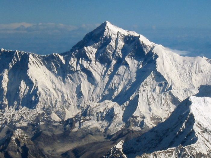 Naučnici tvrde: Mount Everest ne prestaje rasti, svake godine je sve viši