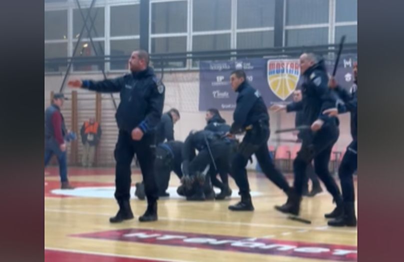 Navijači Zrinjskog napali futsalere Veleža, reagovala policija