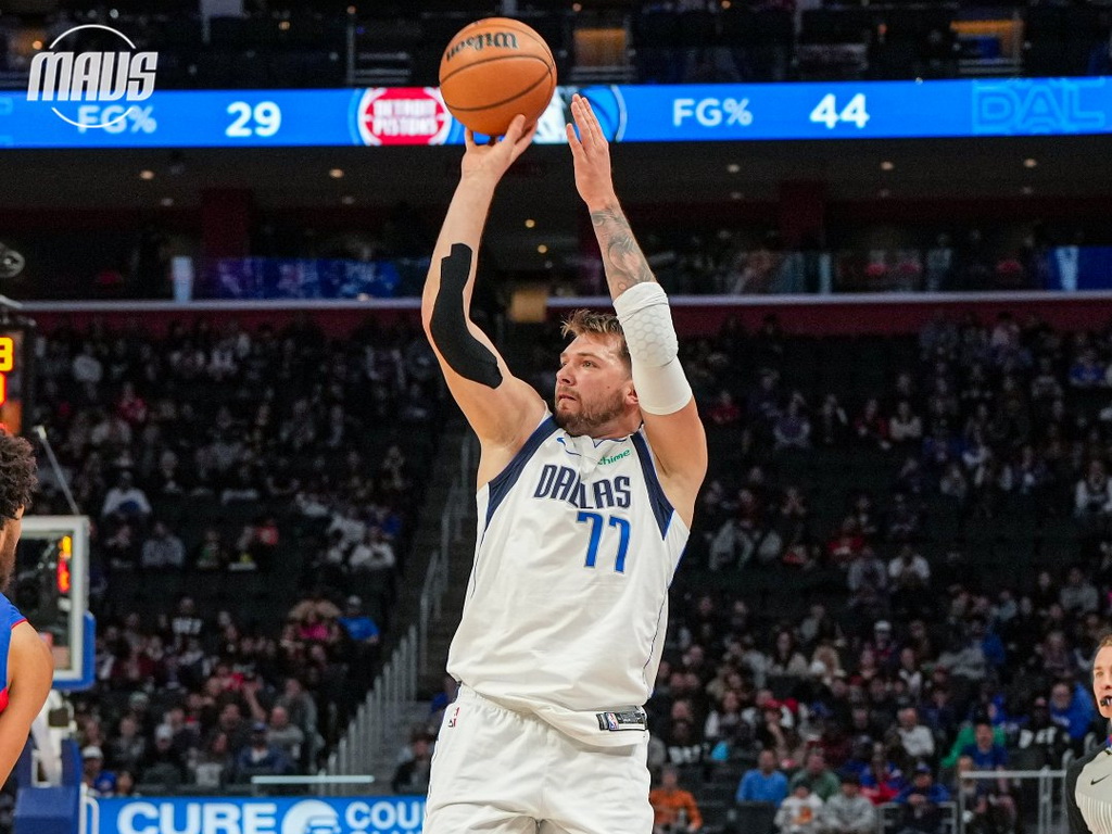 Nestvarni Dončić: Drugu utakmicu zaredom srušio dva triple-double rekorda