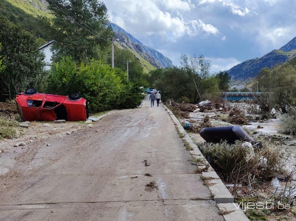 Nove stravične fotografije Komadinovog vrela i područja oko Jablanice