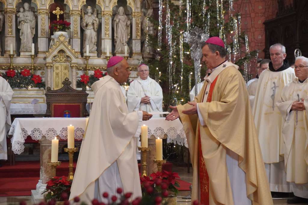 Novi apostolski nuncij u BiH predao vjerodajnice nadbiskupu Vukšiću