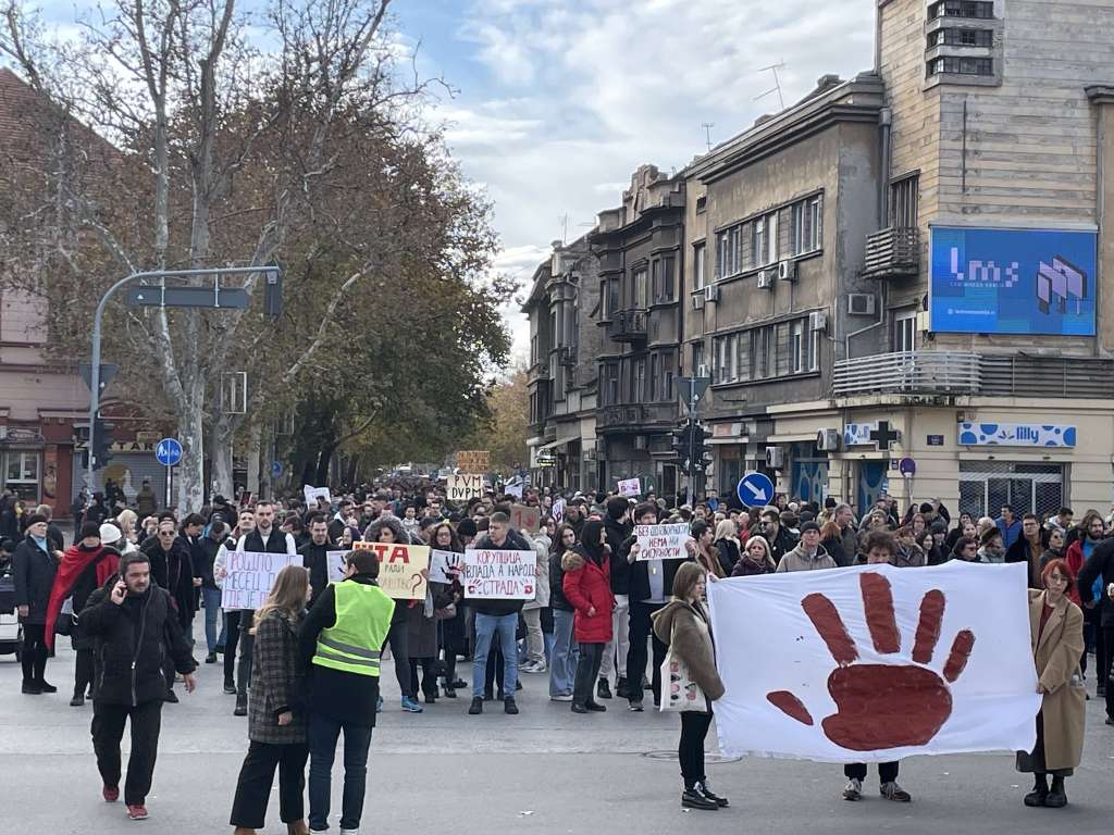 Novi protest zbog nesreće u Novom Sadu: Traži se odgovornost