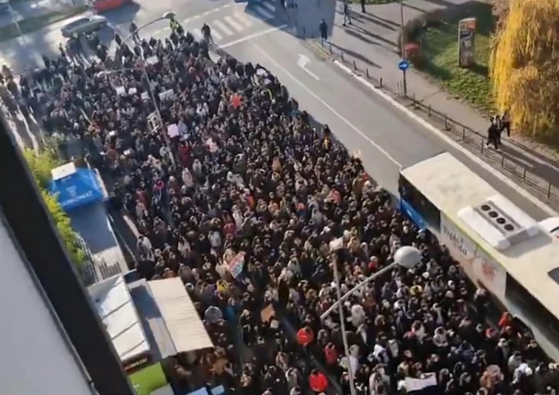 Novi Sad na nogama: Studenti u masovnom protestu