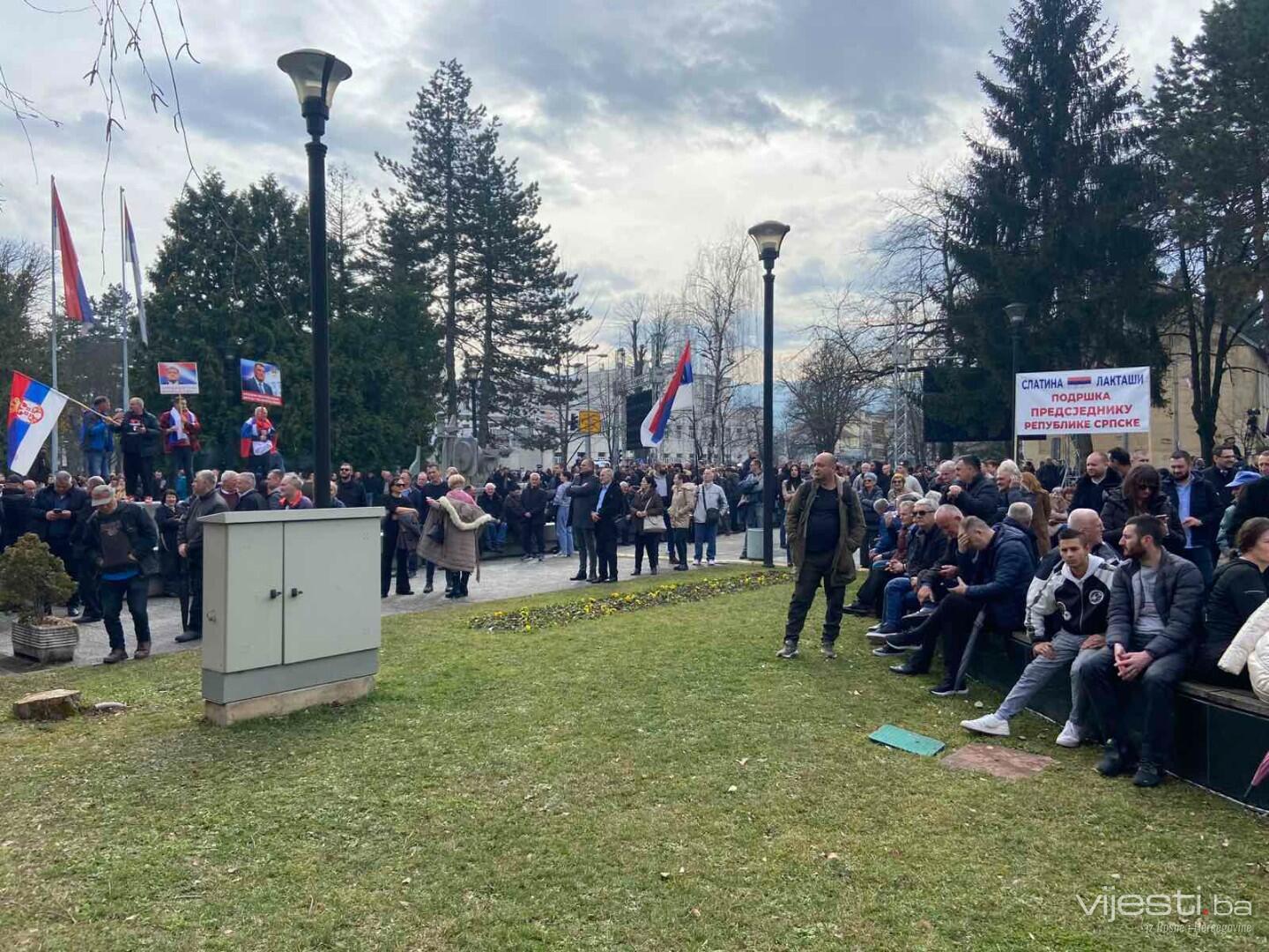 Banja Luka: Novo okupljanje građana uoči presude Dodiku i Lukiću