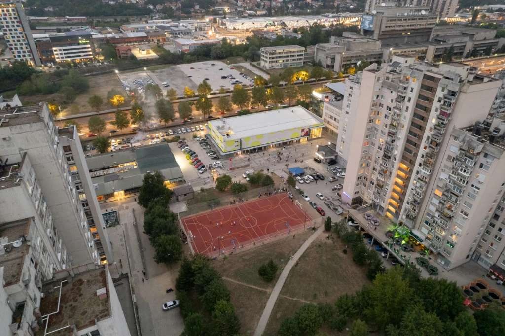 Novo sportsko igralište i servisna saobraćajnica sa parkingom u MZ Alipašino Polje A-1