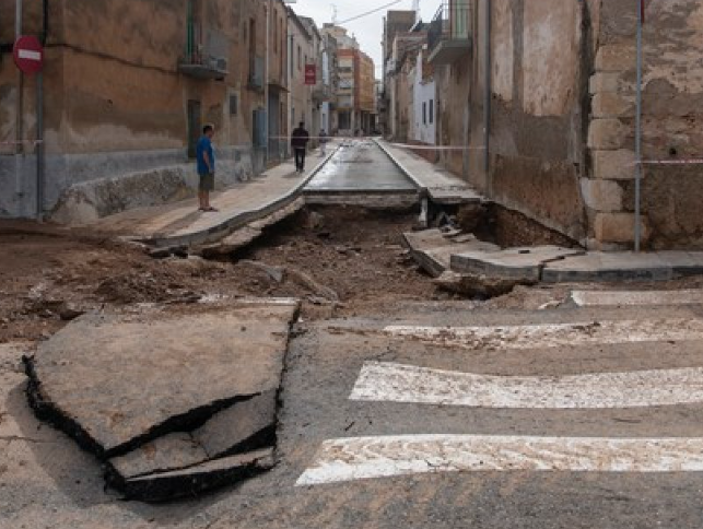 Obilne kiše zahvatile Španiju, vozne linije prekinute