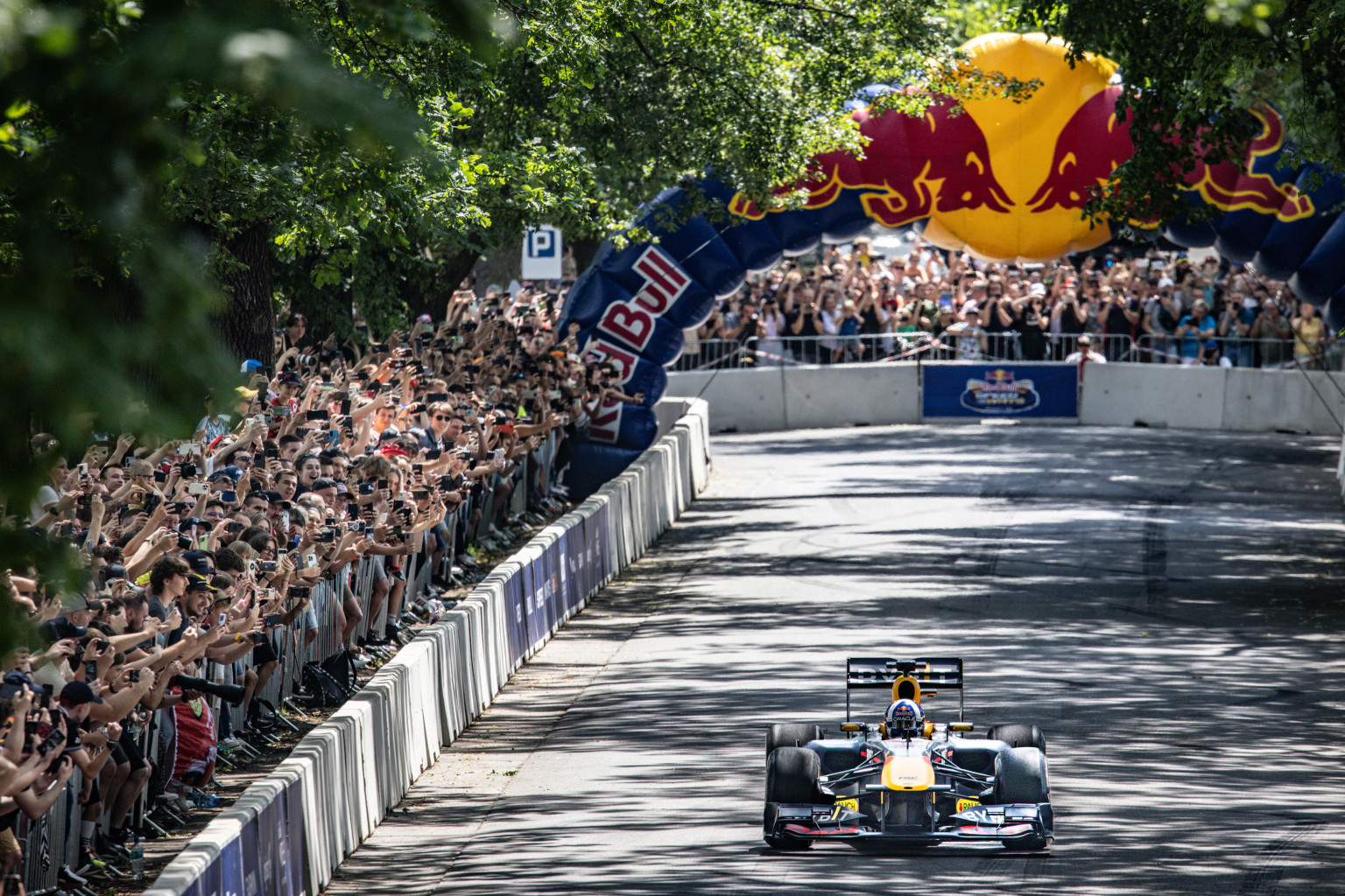 Obustava saobraćaja u Sarajevu zbog Red Bull Show Run-a, evo i u kojim ulicama