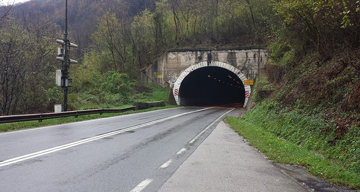  Obustava saobraćaja u tunelu Ormanica, na putu Srebrenik - Orašje