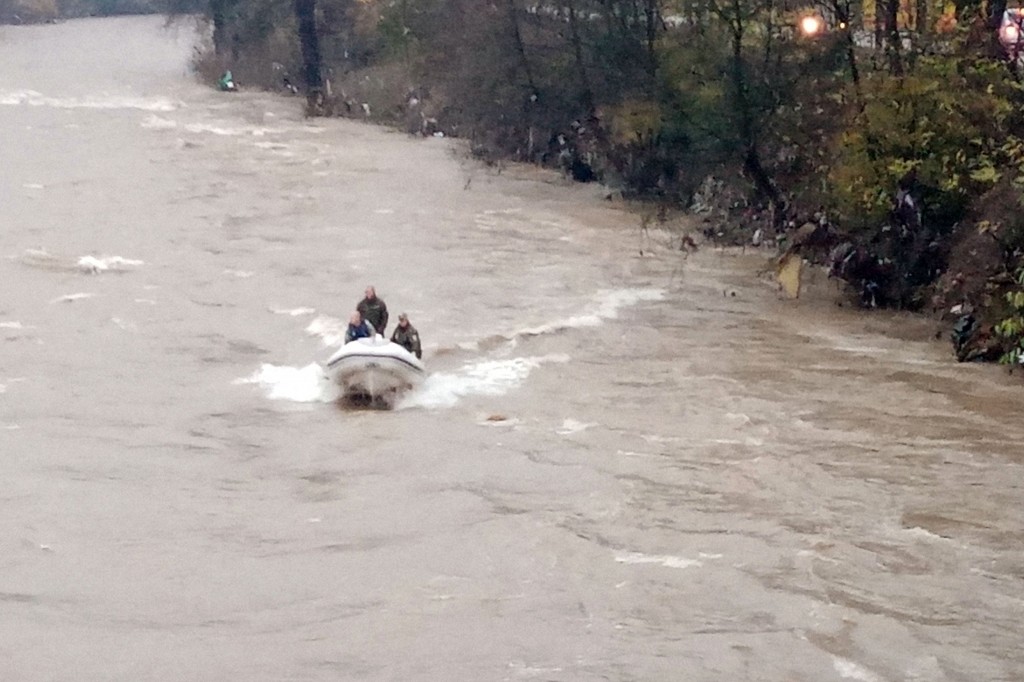 Obustavljena potraga za radnicima koji su upali u Bosnu