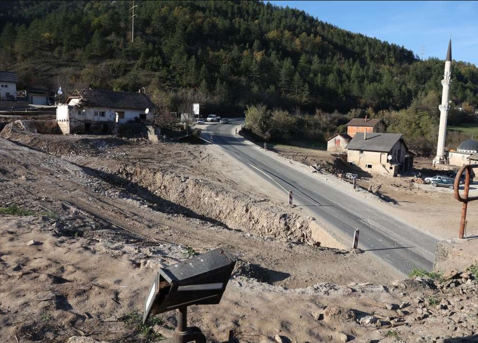 OCCZ HNK: Uređuje se lokalitet za postavljanje kontejnerskog naselja za smještaj porodica