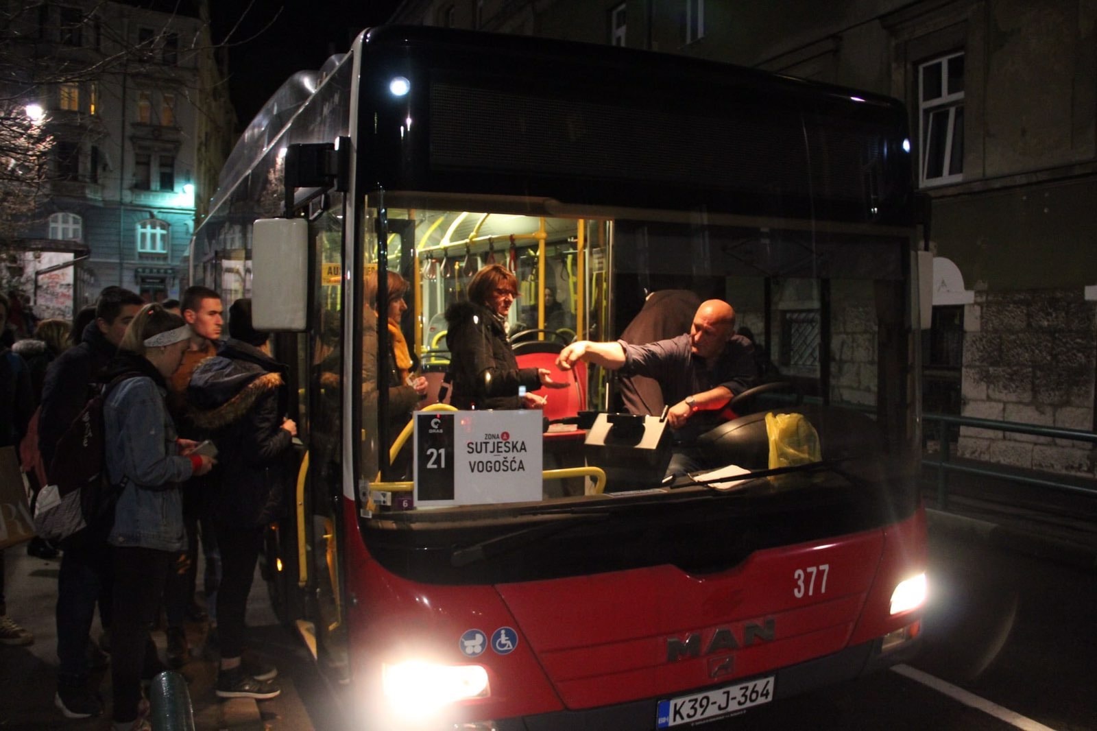 Od 13. do 16. februara u noćnim satima umjesto tramvaja voze autobusi