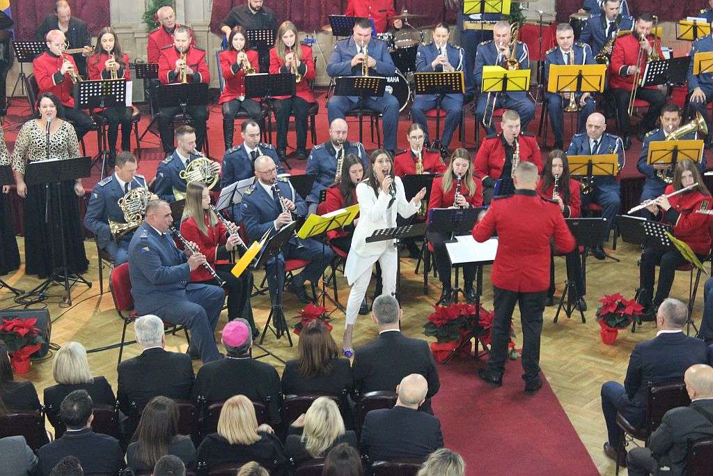 Održan Božićni koncert u Domu oružanih snaga BiH 