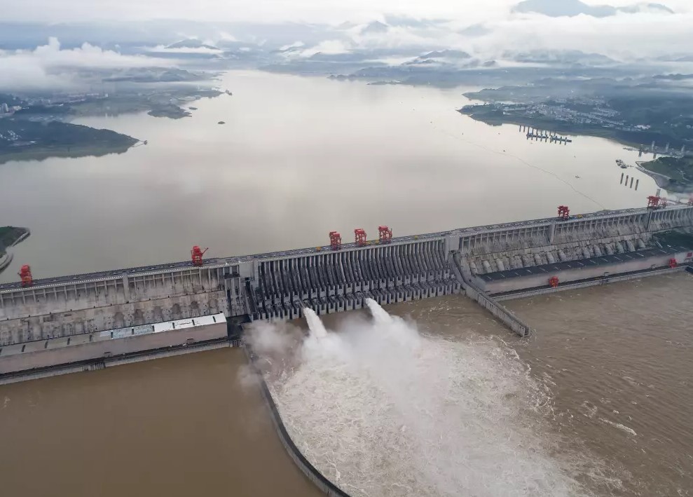 Oko 6.000 ljudi evakuisano zbog pucanja brane u Kini