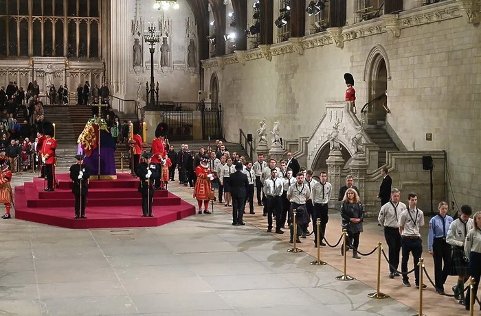 Okončano odavanje počasti kraljici Elizabeti II u Westminster Hallu